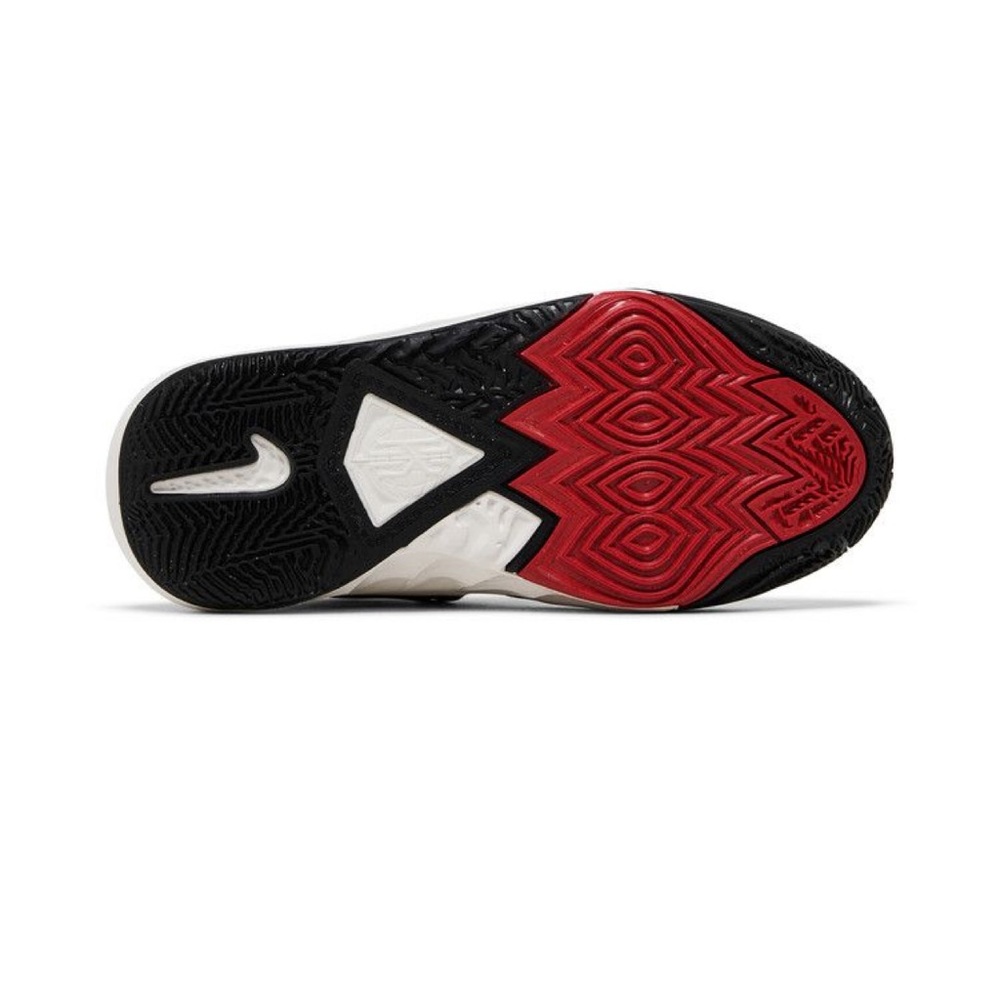 Kyrie 8 Go - Picture 3 of 8
